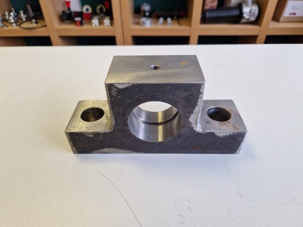 197620 VPG Load Cell Trunnion 2.25" Bore